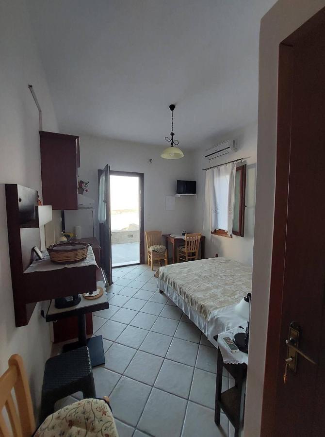 Villas El Paradiso Kouroupi ภายนอก รูปภาพ